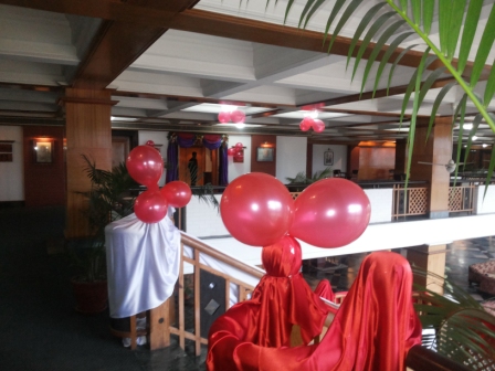 At Pokhara Grande 1.jpg